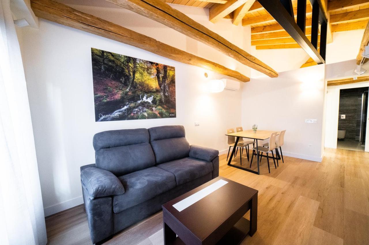 Apartamentos Mk77 Leon- Cantareros Bagian luar foto