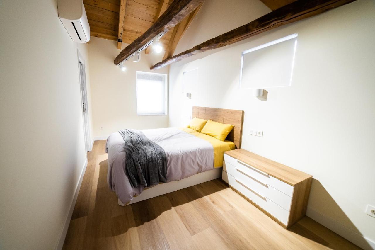 Apartamentos Mk77 Leon- Cantareros Bagian luar foto