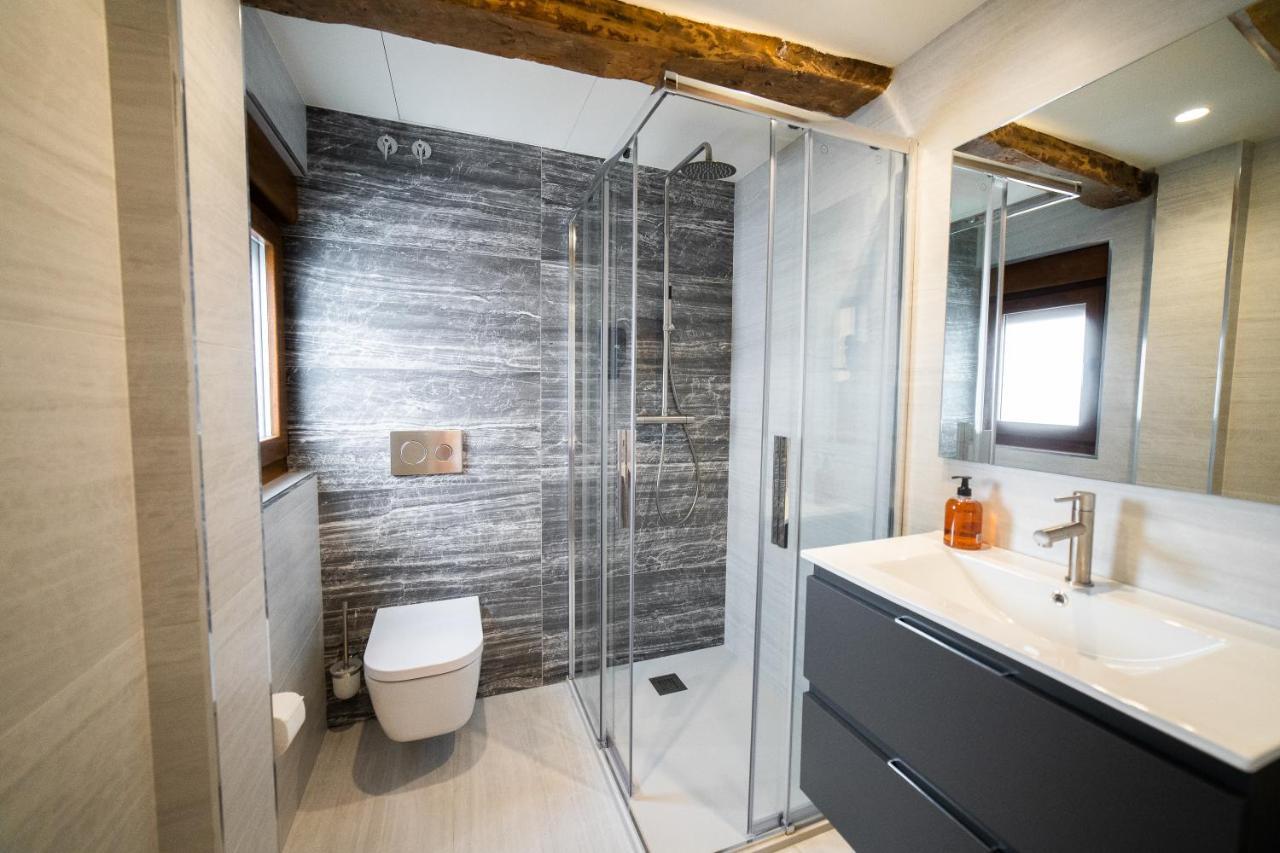 Apartamentos Mk77 Leon- Cantareros Bagian luar foto