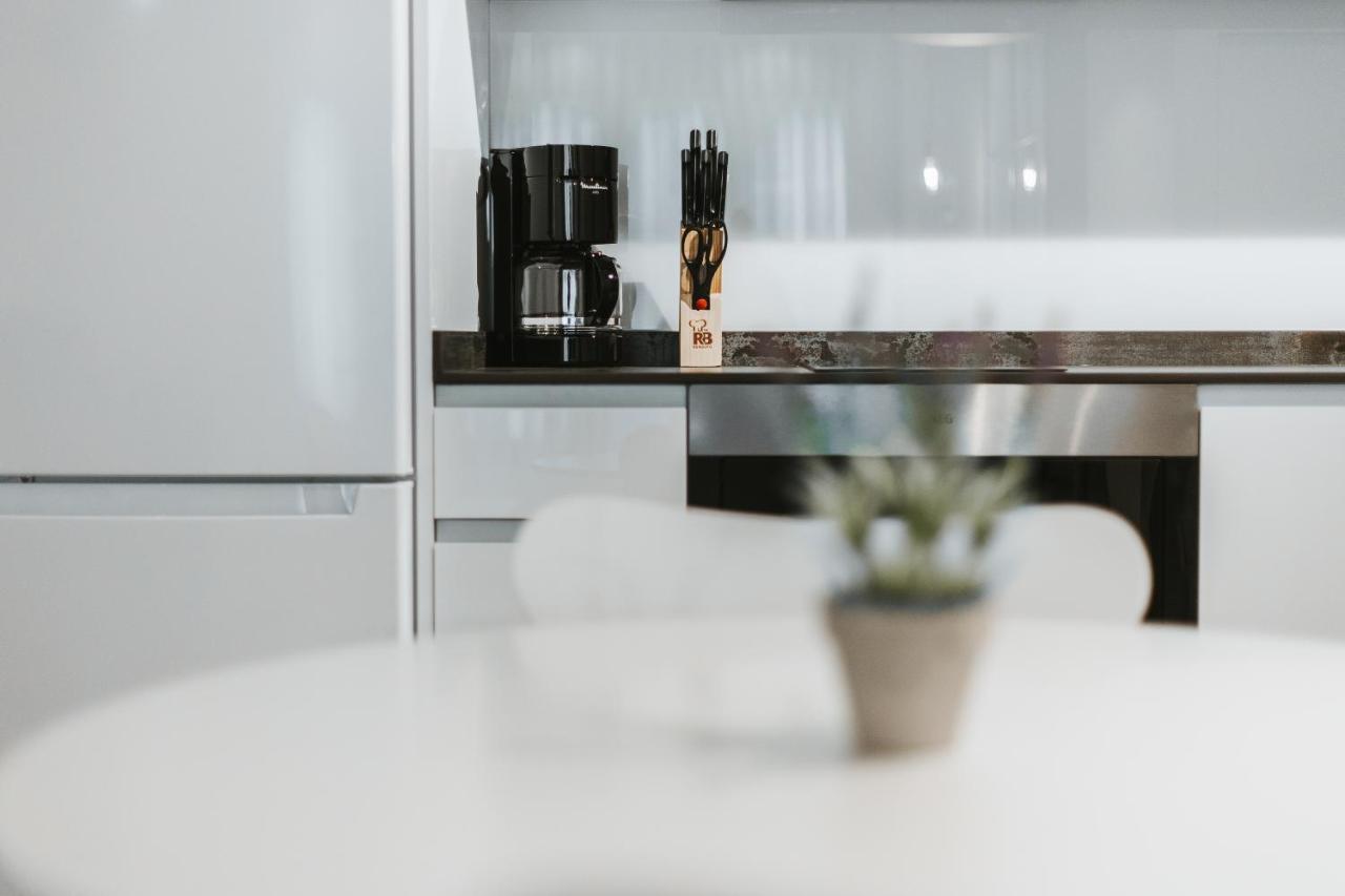 Apartamentos Mk77 Leon- Cantareros Bagian luar foto